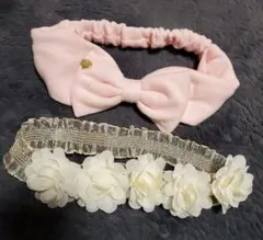 ベビーリボンと花飾りのヘアバンドセット