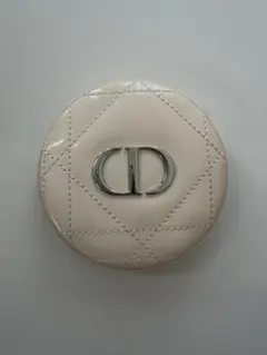 Dior ディオールスキン フォーエヴァー クチュール ルミナイザー03