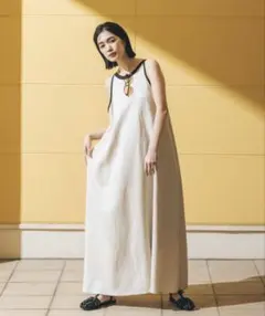 Gready Brilliantリネンアメスリバイカラーワンピース 美品のサムネイル