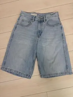 ZARA デニムショートパンツ ライトブルーのサムネイル