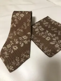 KT POUR HOMME ネクタイ ポケットチーフ