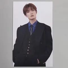 山中柔太朗 黒スーツ トレカ 愛知