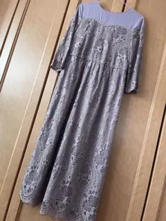 ［ピンクス］藤色レースワンピース