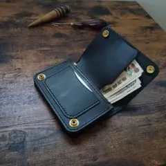★お札を折らず収納★【国産　姫路レザー】ミドルトラッカーウォレット