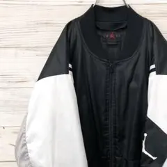 Jordan ナイロンジャケット 黒/白/グレー ジョーダン　ナイキ　NIKE