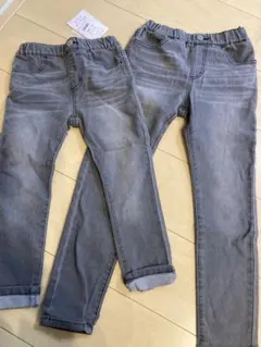 ストレッチデニムパンツ　100センチと120センチ　おそろいのサムネイル