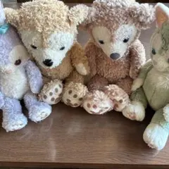 ディズニー　ダッフィーアンドフレンズ　ぬいぐるみ　4種