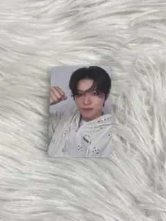 treasure PULSE ON LIVEＣＤ 先着特典 トレカ ジョンウ