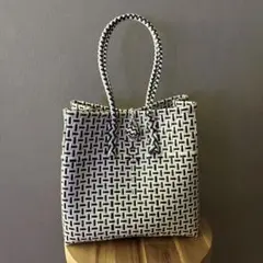 mekearisa メケアリサ Gummy Bag グリーン Mサイズ - メルカリ