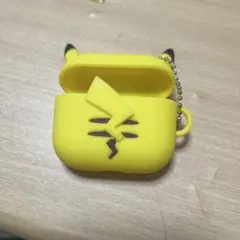 ピカチュウの後ろ姿AirPods ケース