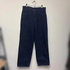 ユニクロ　ワイドストレートジーンズ