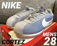 nike cortez スニーカー