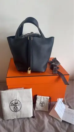 HERMES ピコタンロックMM ブラック　ゴールド金具のサムネイル
