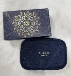 CHANEL クリスマスコフレ　ポーチ 送料込み
