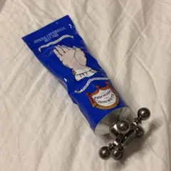 ポマードコンクレット（ハンドフットクリーム）ロビネ付きのサムネイル