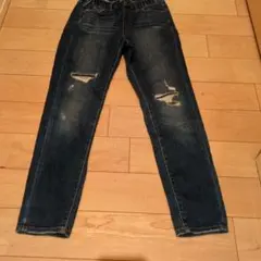ダメージ加工ダークブルーストレートパンツ