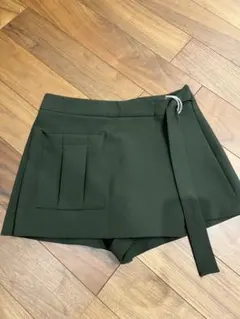 ZARA オリーブグリーン ショートパンツ ウエストベルト付き　XS