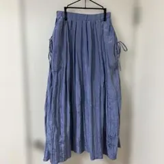 新品タグ付き　シャーリングスカート　ブルー　水色　フレアスカート　春服　ポケット