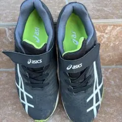 アシックス　スニーカー