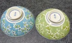 青と緑の花柄茶碗　2個セット