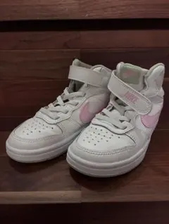 NIKE キッズ スニーカー ホワイト ピンクのサムネイル