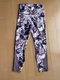 アンダーアーマー　レギンス ヨガパンツ ランニングスパッツのサムネイル