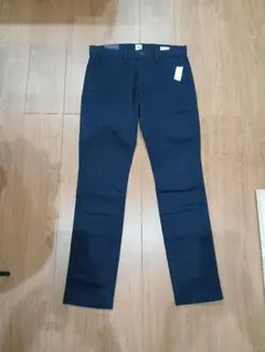 新品未使用 gap スキニーチノ ネイビー 30×30 gapflexのサムネイル