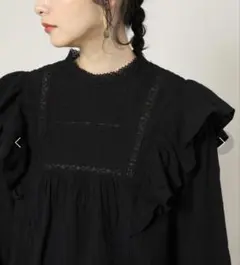 【値下げしました】FREAK'S STORE フリルブラウス
