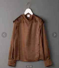ROKU(6) SATIN BLOUSEのサムネイル