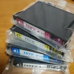 Item thumbnail for item f79f59c4-a8c8-4596-ac77-13074bb8d2b9