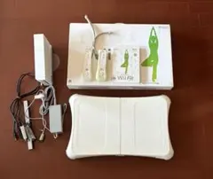 Wii本体 Wiiフィット ソフトセット 起動確認済み　任天堂