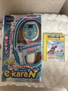 TAKARA e-karaN パールホワイト　カラオケリモコン　ジャンク品