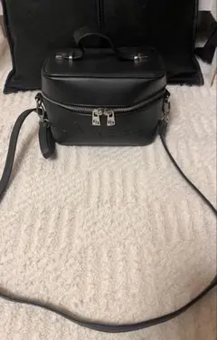 ジェイダのノベルティバック！のサムネイル