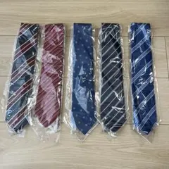 ドット ネクタイ