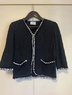 Item thumbnail for item 7bae8fc9-6375-43ea-a66b-1cca7718e5d3