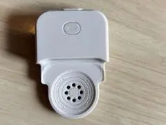 ホワイト USB-C デバイス