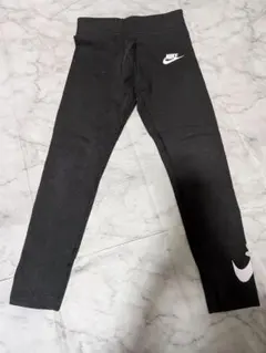 ✰Nike ✰ブラック ✰スパッツ✰ 花ロゴ✰size140cm✰