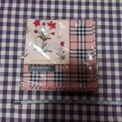 BURBERRY 花柄 ノバチェック ハンカチ 新品・未使用