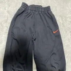 【NIKE】ナイキ　男の子　長ズボン　サイズ110くらい　ブラック　ブランドマー