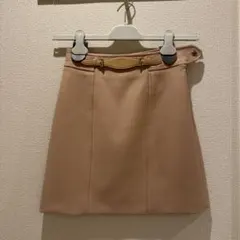 HERMES ベルト付き ベージュミニスカートのサムネイル