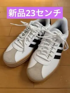 新品☆adidas☆23センチ☆IH3083