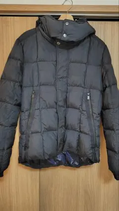 タトラス ダウンジャケット