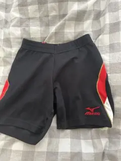 Mizuno バレーボールショートパンツ 黒赤