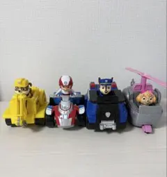 【パウ・パウパトロール】　ベーシックビーグル＆フィギュア4点セット