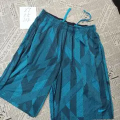 NIKE　ナイキ　トレーニングパンツ　ショートパンツ　ハーフパンツ