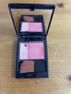 ETVOS ミネラルプレスドチーク サーモンピンク