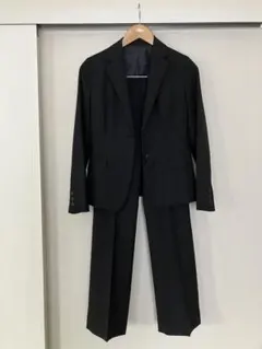 ブラックリクルートパンツスーツ ７号