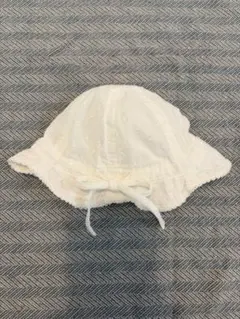 ミキハウス ホワイト　ベビー帽子 S