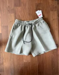 【新品】NIKE SHORTS Lサイズのサムネイル