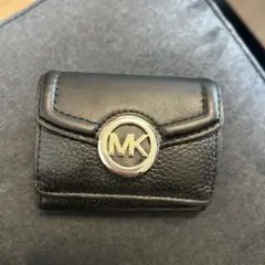 Michael Kors ブラック三つ折り財布